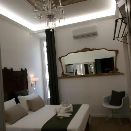 Vittorio Veneto Private Отель Сульмона