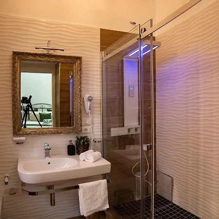 Vittorio Veneto Private 4* Sulmona