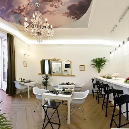 Отель Vittorio Veneto Private 4*