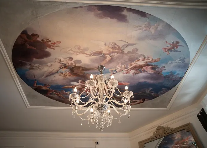 Vittorio Veneto Private Hotel 4*